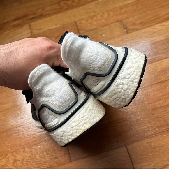 Womens Black Adidas Boost Shoes - Picture 6 of 9